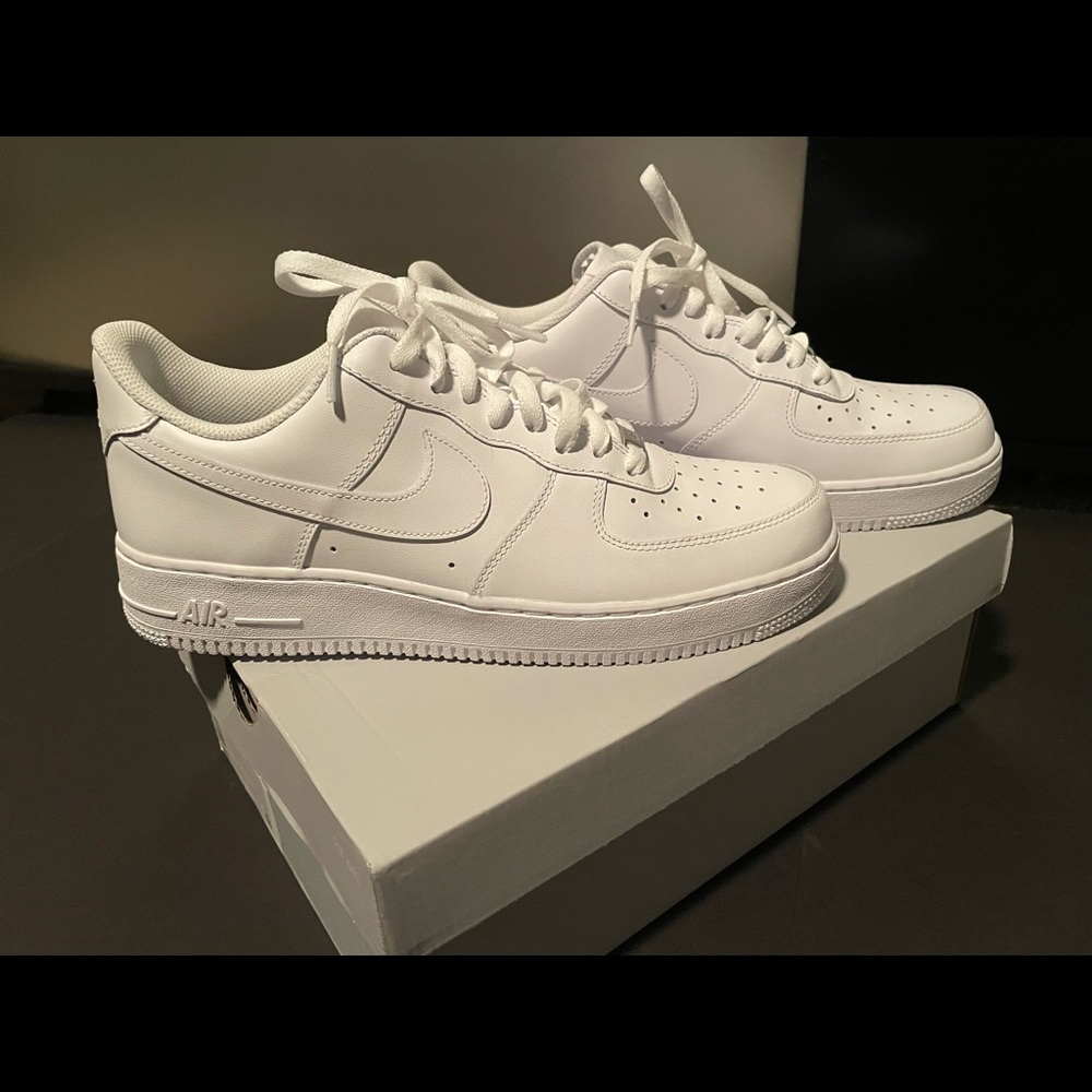 Men’s Nike Air Force One Tennis Shoes
